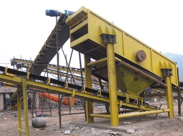 【金屬礦】四川時(shí)產(chǎn)300噸金屬礦破碎成套設(shè)備