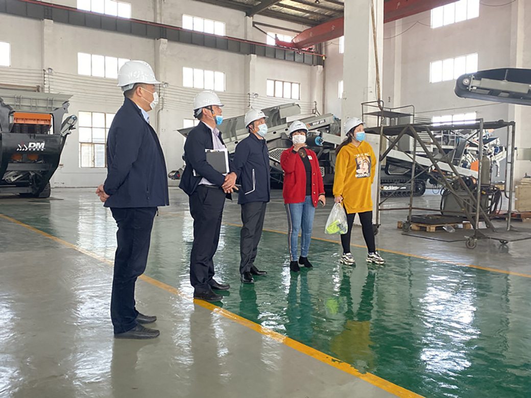 【春風(fēng)送暖，戰(zhàn)“疫”有情】奉賢區(qū)奉城鎮(zhèn)領(lǐng)導(dǎo)蒞臨東蒙，慰問公司疫情防控一線職工